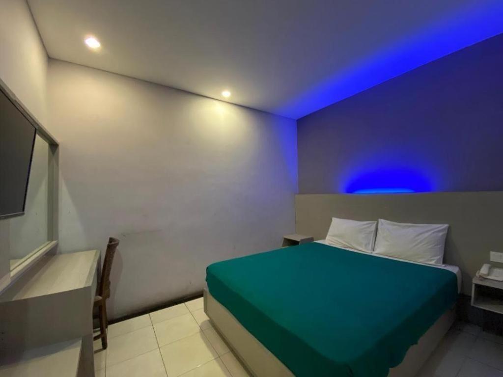 Kharisma Hotel Madiun Ngoại thất bức ảnh