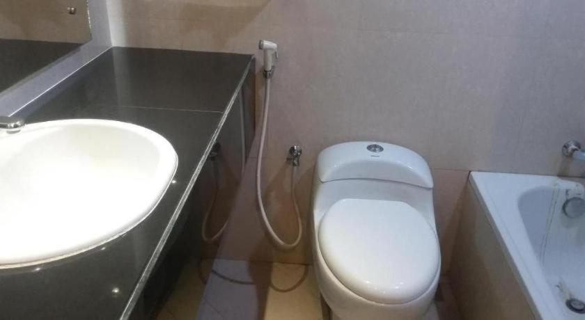Kharisma Hotel Madiun Ngoại thất bức ảnh