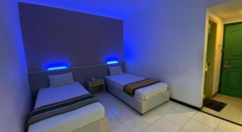 Kharisma Hotel Madiun Ngoại thất bức ảnh