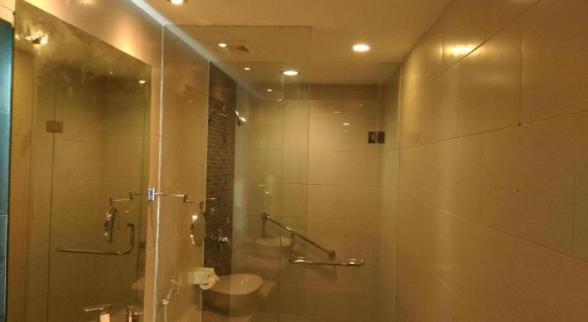 Kharisma Hotel Madiun Ngoại thất bức ảnh